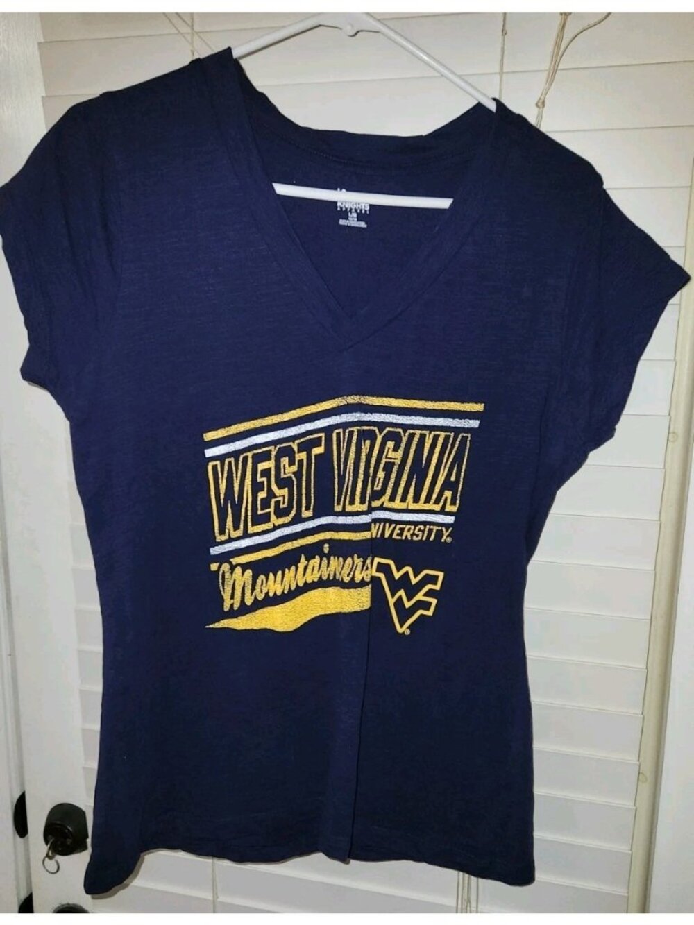West Virginia Mountaineers Womens Large V Neck T Shirt WVU NCAA Blue